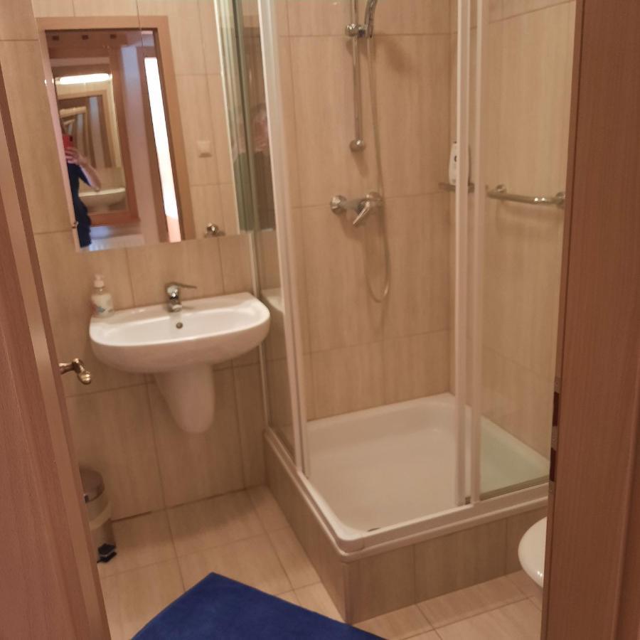 Ferienwohnung Kata Apartman Bük Exterior foto